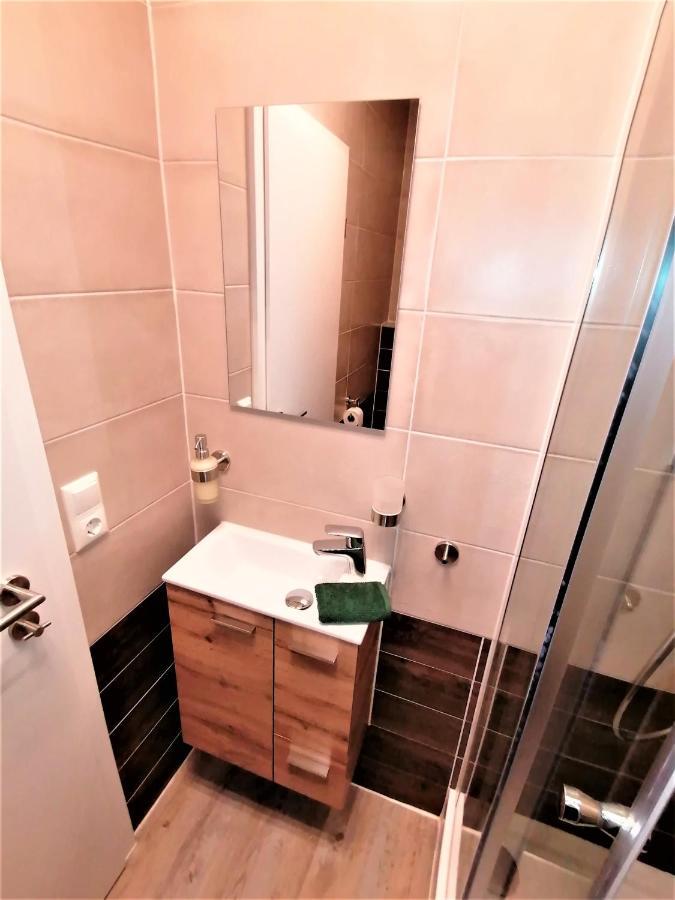Speedys Bed & Breakfast Reimerath المظهر الخارجي الصورة